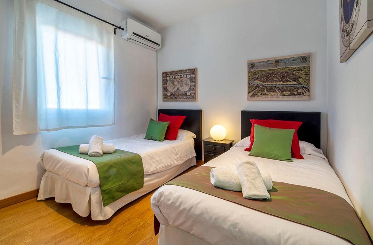Homefeel Cartuja Sevilla Bagian luar foto